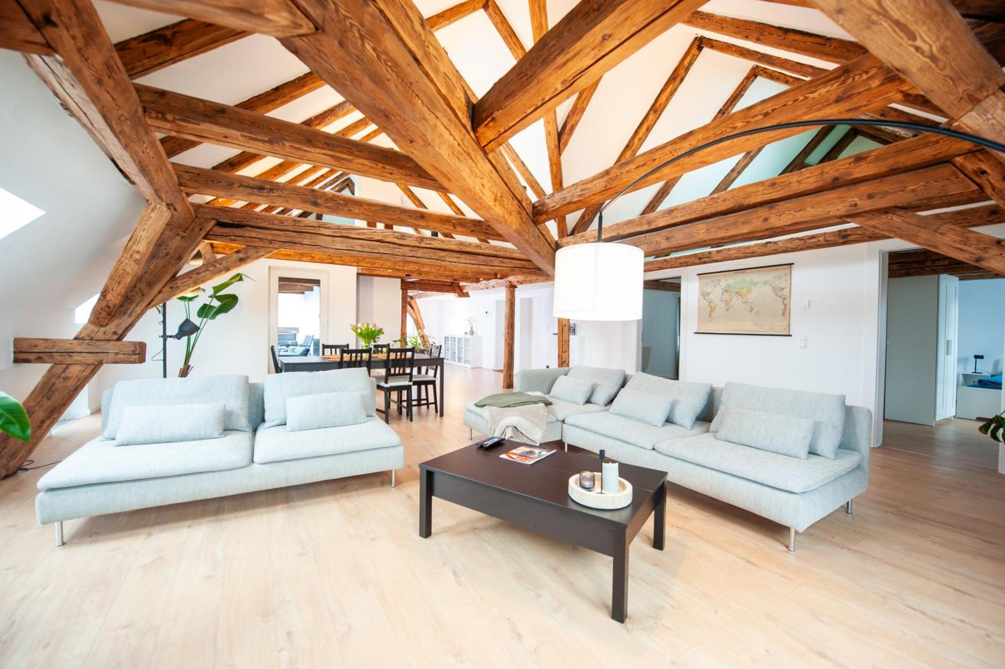 Schlossberg - Ferienwohnung Im Herzen Von Зельб Экстерьер фото