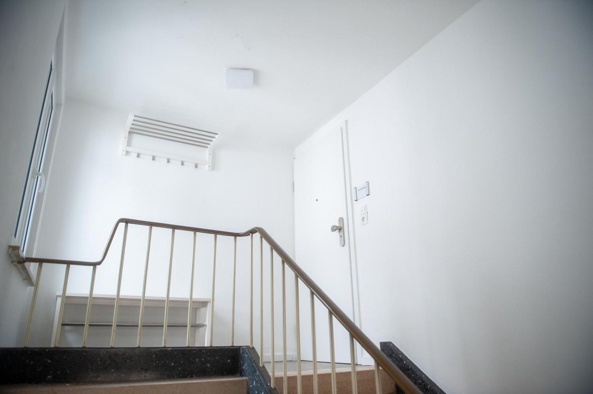 Schlossberg - Ferienwohnung Im Herzen Von Зельб Экстерьер фото
