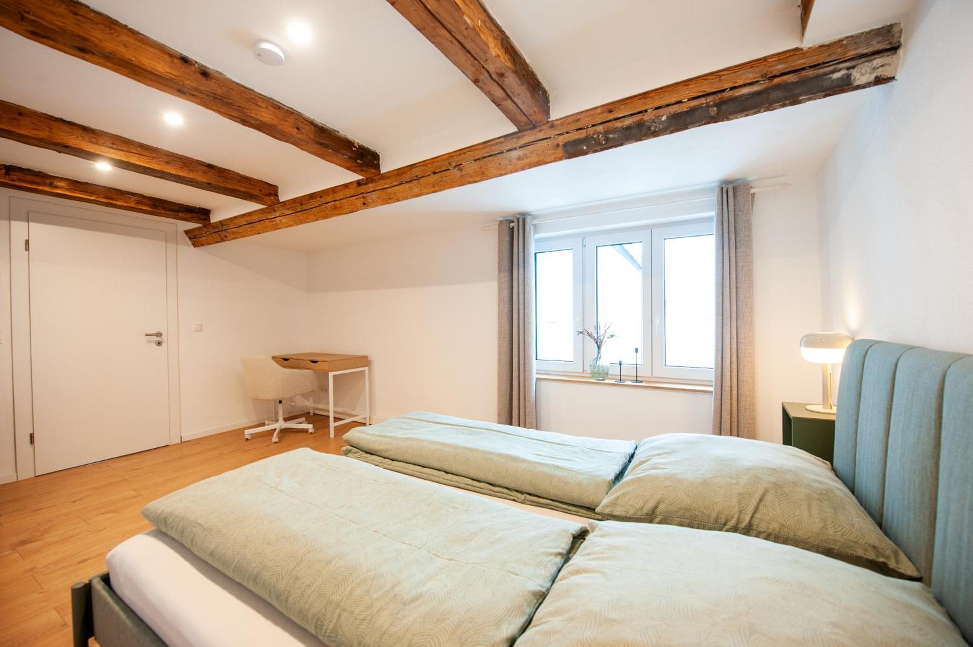 Schlossberg - Ferienwohnung Im Herzen Von Зельб Экстерьер фото